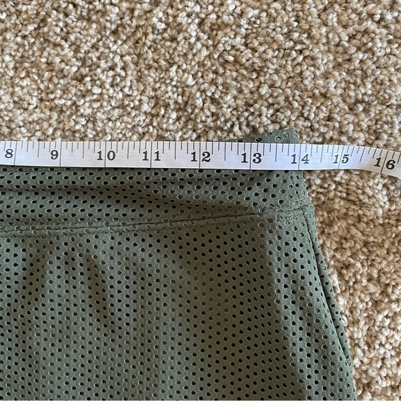 Slazenger Golf Skort Womens S Green Perforated Active Outdoor Pull on EUC - Picture 10 of 12